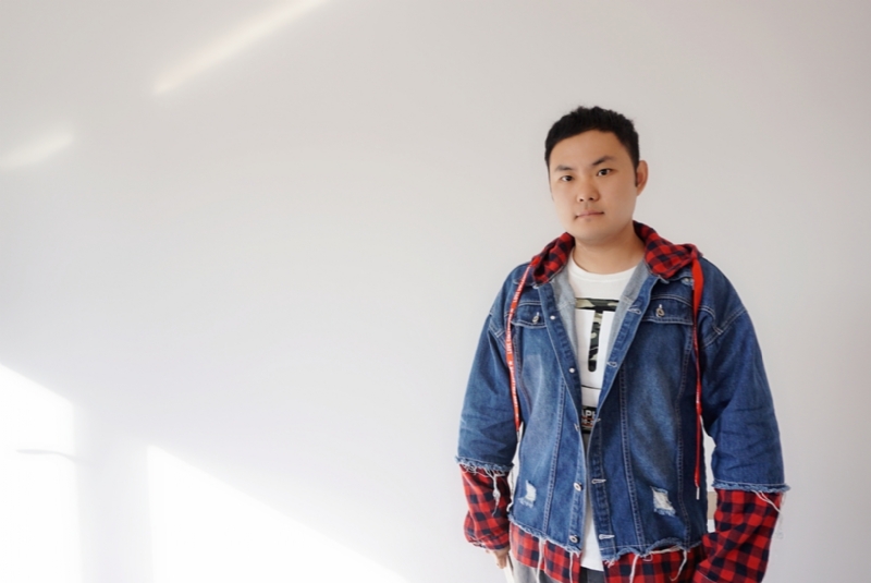 崔凯的第一张照片--黑龙江闪婚服务中心
