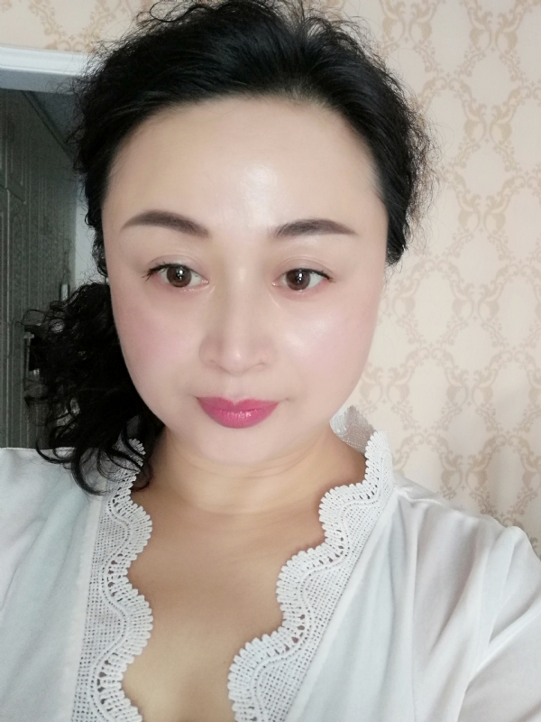花谢花飞的第一张照片--黑龙江闪婚服务中心